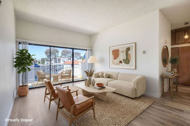 Photo - La Jolla Pines- Move In Special Top Level 2 Bed/2 Ba Available Now!!