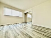 Photo - 358 S Commonwealth Ave Apartment Unit 14