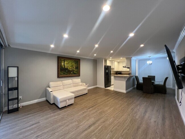 Photo - Split Unit - 2 Bedroom 2 Bathroom Unit A214
