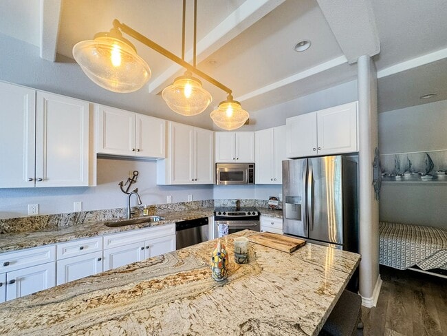 Photo - Beautiful Furnished 1 Bedroom, 1.5 Bath Co...