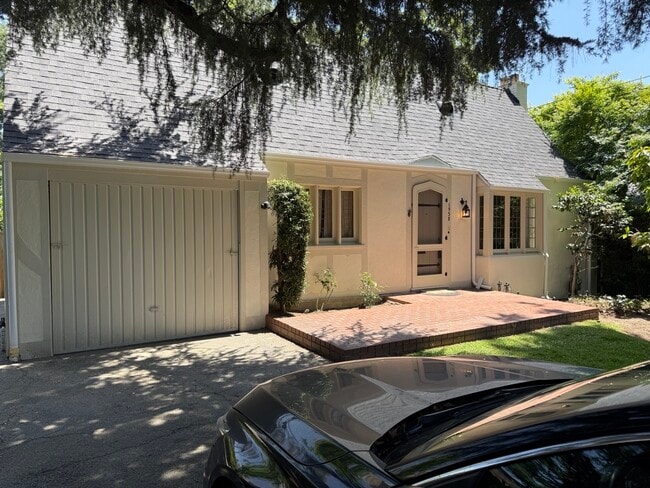 Photo - 1938 Holliston Ave House
