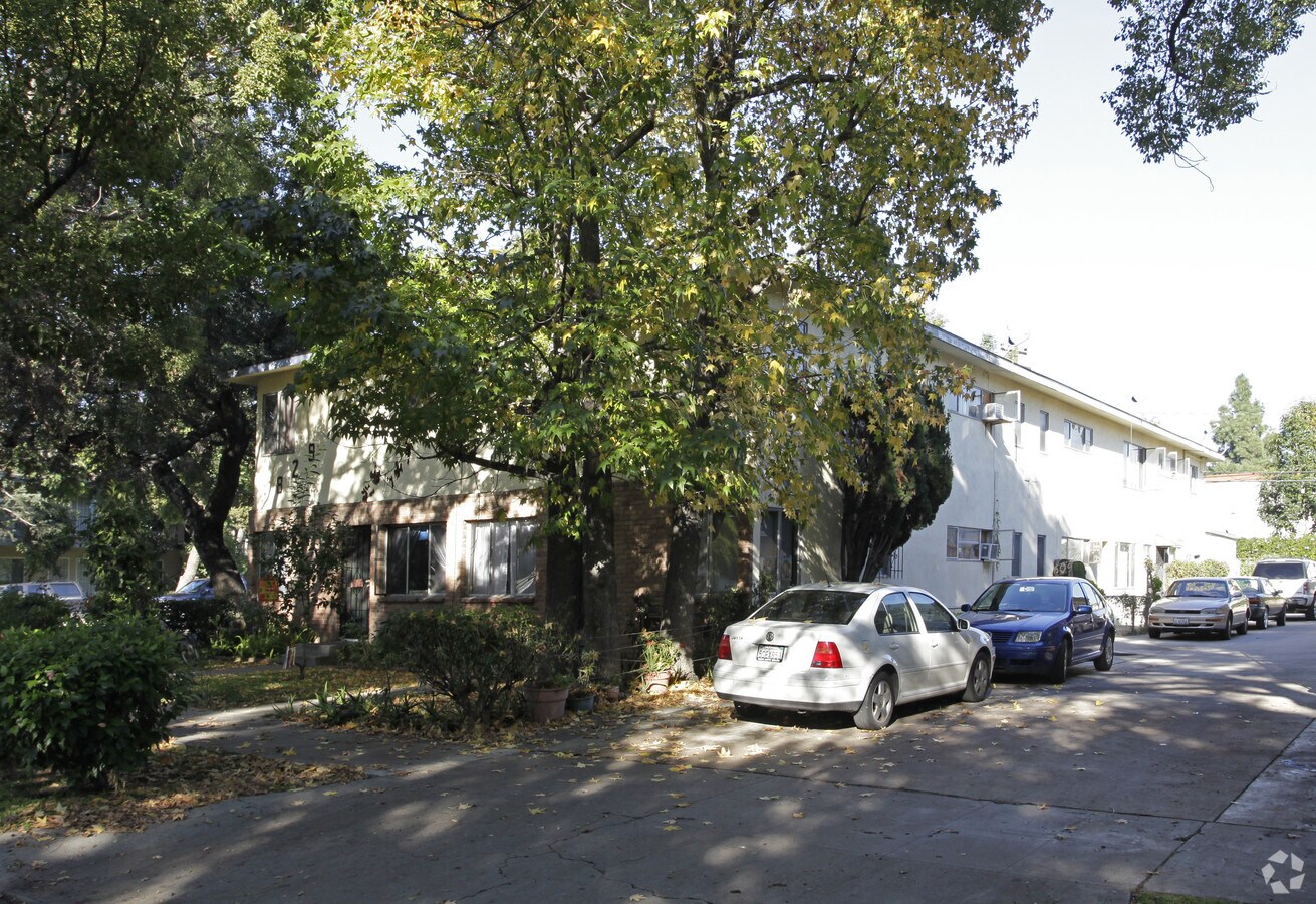 Photo - 829 N Garfield St
