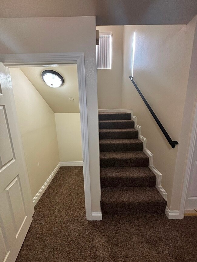 Photo - 155 W 77th St