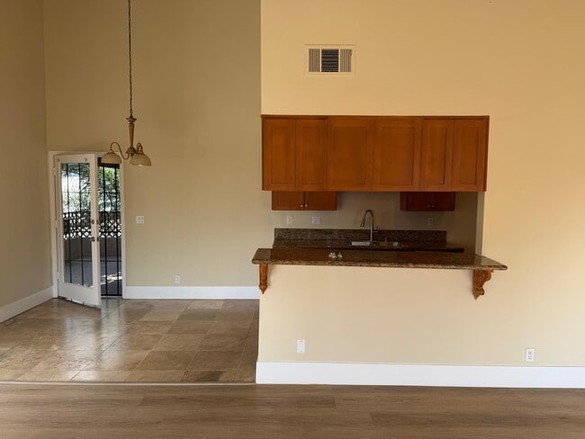 Photo - 1760 Temple Ave Unit #d