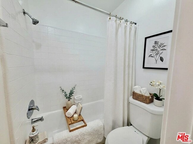 Photo - 5805 W 8th St Unit 311