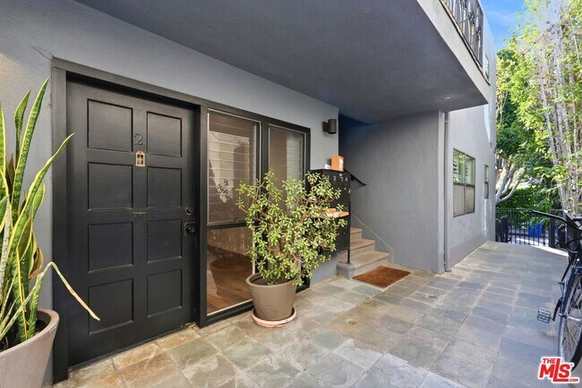 Photo - 612 Huntley Dr Unit 2