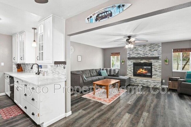 Photo - 752 Osage St