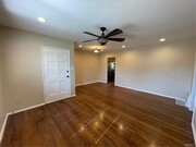 Photo - 17919 Emelita St House