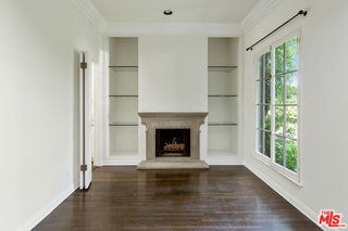 Photo - 403 S Bedford Dr