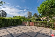 Photo - 1240 N Doheny Dr House