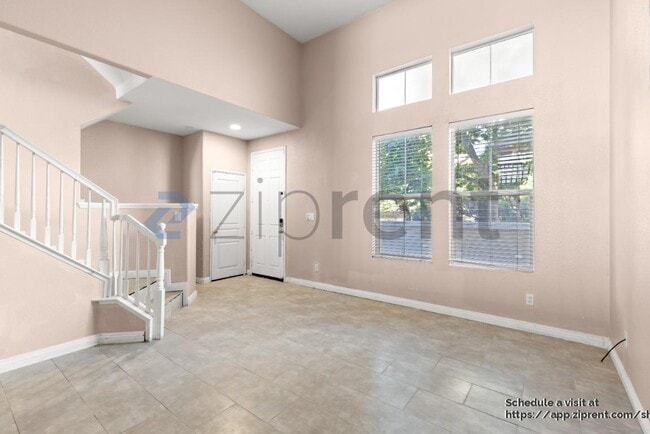 Photo - 1860 E 12th St