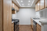 2BR, 1BA - 875SF - Rolling Ridge Apartments