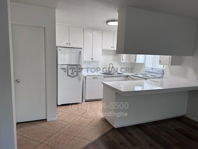 Photo - 1182 Holly Ave Unit D