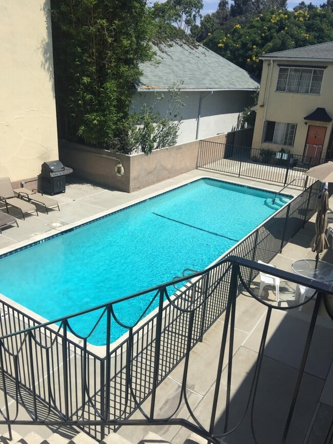 Photo - 1120 Arizona Ave Apartment Unit 7