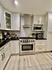 Photo - 10468 Des Moines Ave House