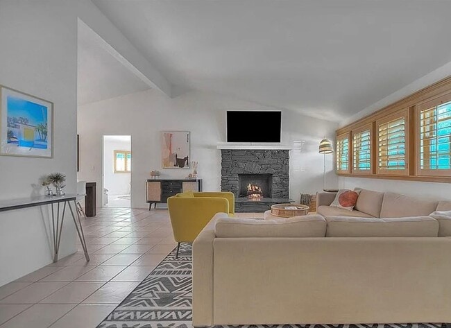 Photo - Stylish Palm Springs Home with Indoor-Outdoor Living