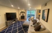 Photo - 1 bed/ 1 bath Point Loma condo close to the Bay & Liberty Station!