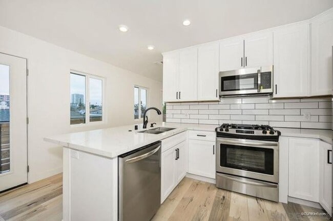 Photo - Mississippi Unit 4 Bedroom