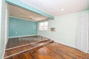 Photo - 4982 Baltimore Dr Condo Unit #B
