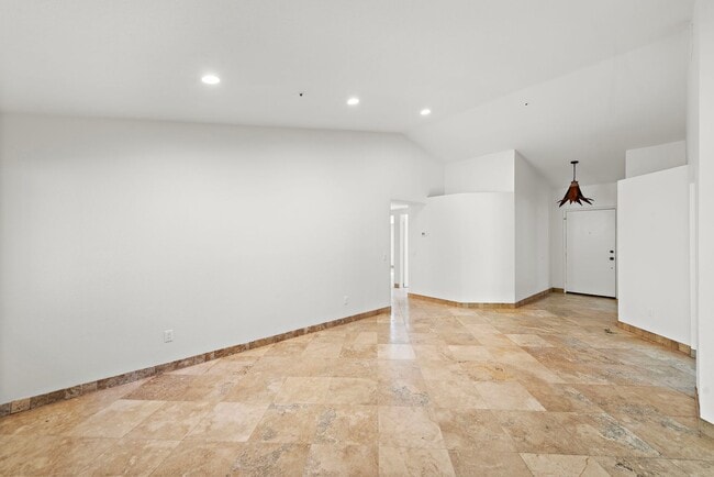 Photo - 2967 Bonanza