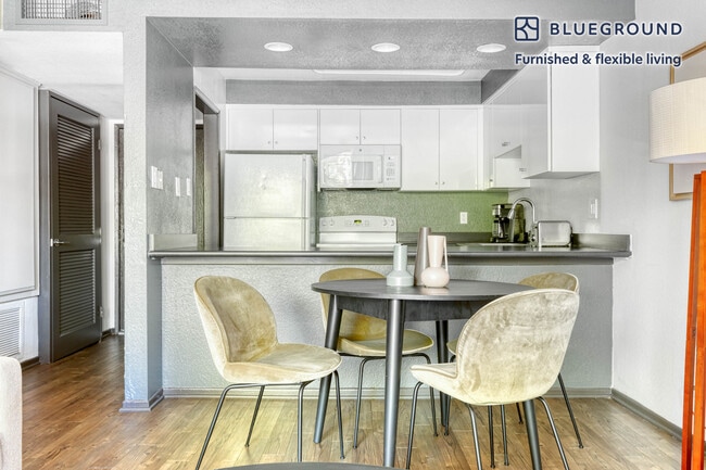 Photo - 385 S Catalina Ave Unit FL1-ID863