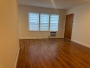 Photo - 356 Merrill Ave Apartments Unit 356 Merrill Glendale