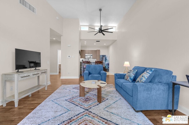 Photo - 3657 Quiet Side St