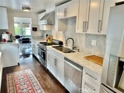 Photo - 563 Cress St