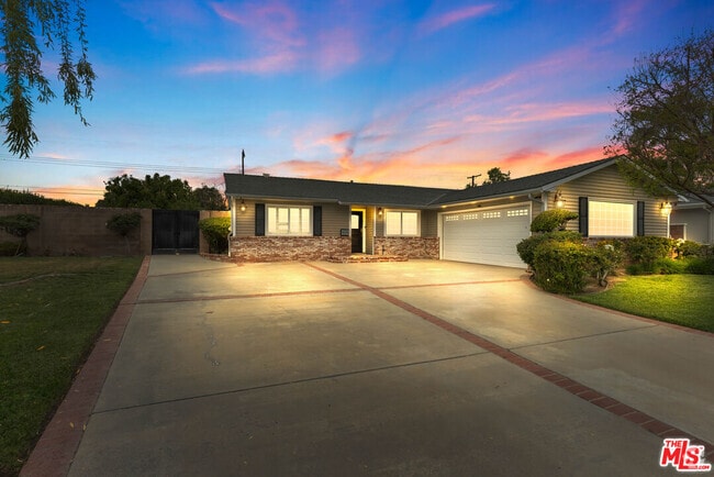 Building Photo - 6311 Berquist Ave Rental
