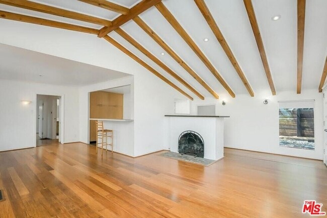 Photo - 2431 N Gower St