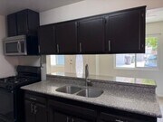Photo - 2545 Lime St