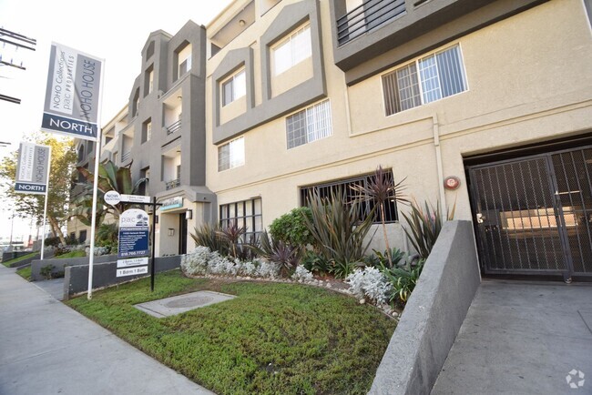 Building Photo - 11030 Hartsook St Unit 119 Rental
