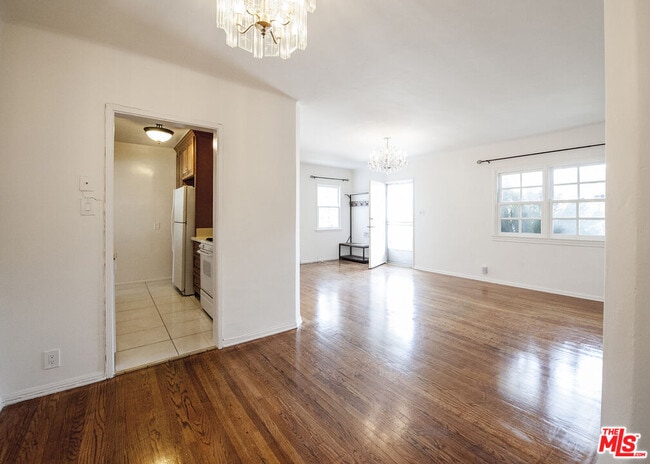 Photo - 4085 Michael Ave