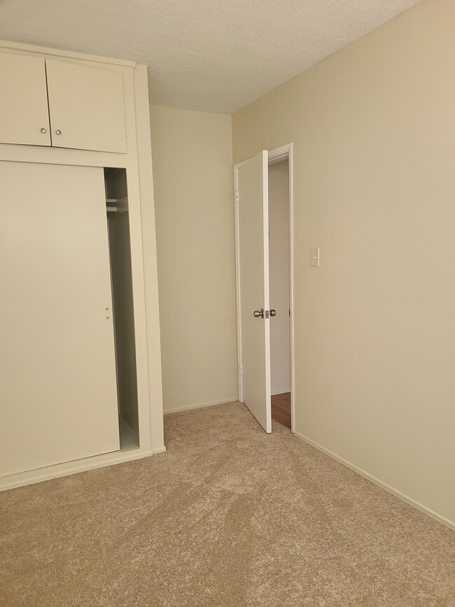 Photo - 2414 Hadley Ln Unit C