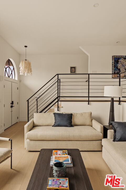 Photo - 625 Mildred Ave