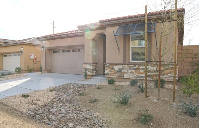 Building Photo - 73593 Travers St Rental