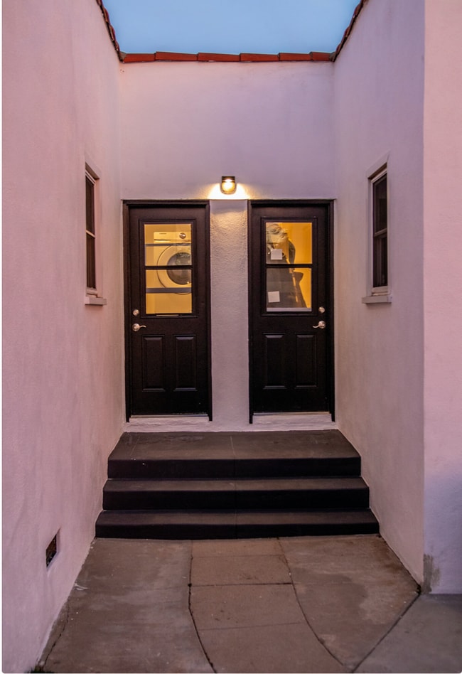Photo - 1247 S Tremaine Ave