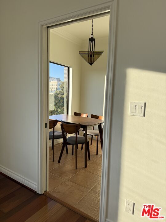 Photo - 234 N Kenwood St Unit 301