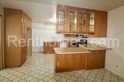 Photo - 10952 Parkdale Ave