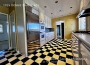 Photo - 1024 Bonnie Brae Pl
