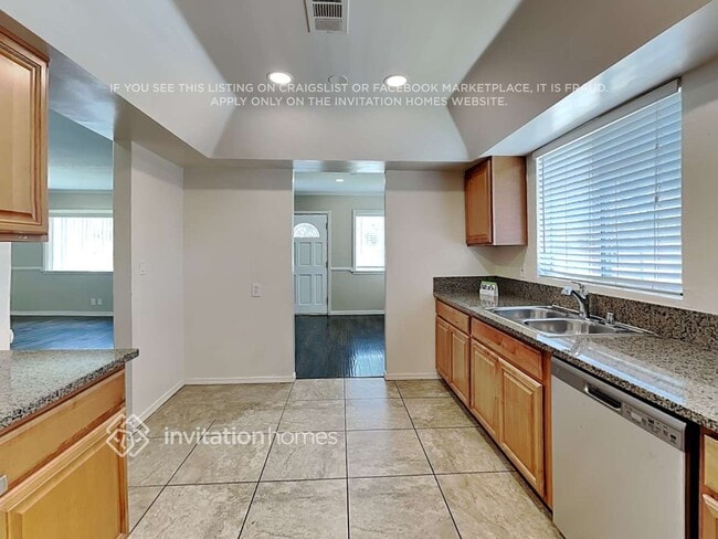 Photo - 10751 Woodward Ave