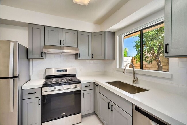 Photo - 74465 Driftwood Dr Unit 3