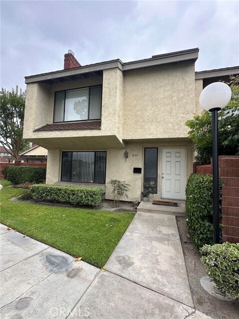 Photo - 835 W Orangewood Ave