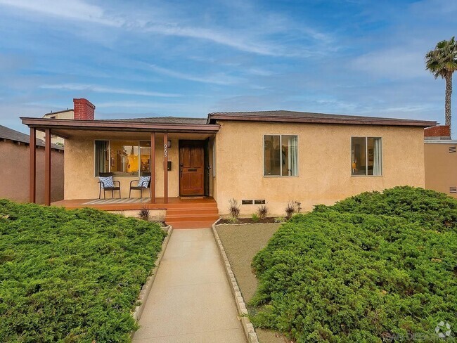 Building Photo - 965 Rosecrans St Rental