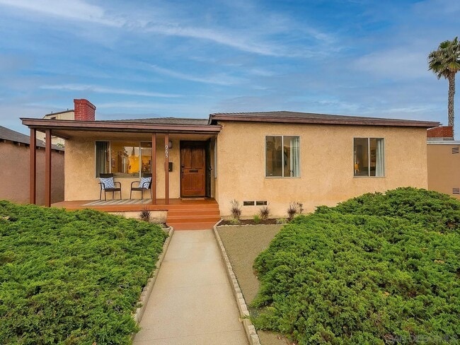 Building Photo - 965 Rosecrans St Rental