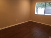 Photo - Los Caballeros #121 Unit 121A