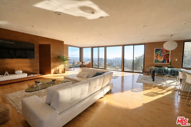 Building Photo - 9300 Warbler Way