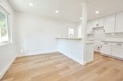 Photo - 232 W 3rd St House