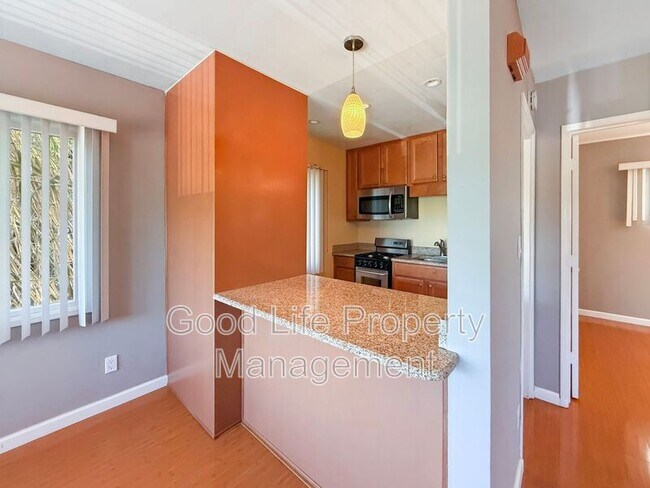 Photo - 3504 Wilshire Terrace House