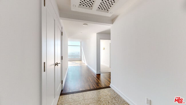 Photo - 900 W Olympic Blvd Unit 32D